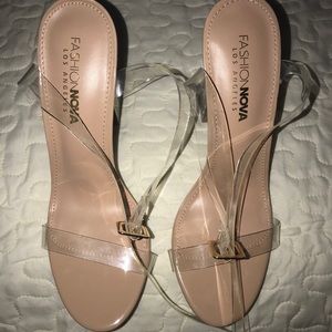 Wrong size this is a 7.5.